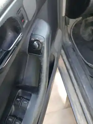 Автозапчастина б/у ліве дзеркало для audi a3 (8l1) 1.8 t посилання на oem iam   