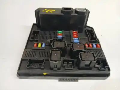 Gebrauchtes Autoersatzteil RELAIS SICHERUNGSKASTEN Multifunktionsrelais zum RENAULT KOLEOS I (HY_)  OEM-IAM-Referenzen 284B7JY00A  