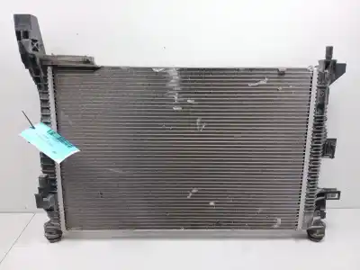 Peça sobressalente para automóvel em segunda mão Radiador De água por FORD FOCUS LIM. (CB8) Trend Referências OEM IAM T22664B ADV618C342WE 