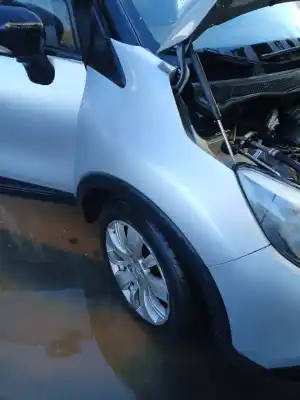 Recambio de automóvil de segunda mano de ALETA DELANTERA DERECHA para RENAULT CAPTUR I (J5_, H5_) 1.5 dCi 90 referencias OEM IAM   