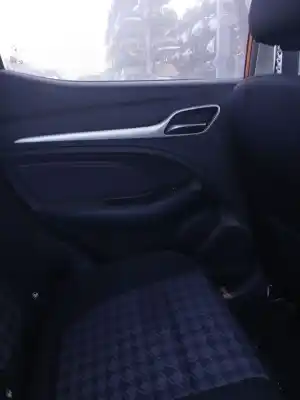 Автозапчастина б/у обкітка задніх лівіх дверей для mg rover mg zs suv 1.5 vti посилання на oem iam 10819306asa  
