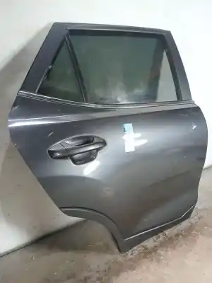 Автозапчасти б/у дверь задняя правая за kia stonic (yb) 1.0 t-gdi eco-dynamics+ ссылки oem iam 77004h8400  
