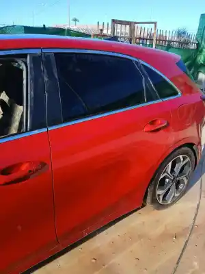 Автозапчасти б/у задняя левая дверь за kia ceed (cd) 1.4 t-gdi ссылки oem iam 77003j7000
