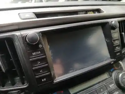 Peça sobressalente para automóvel em segunda mão sistema de áudio / rádio cd por toyota rav 4 iv (_a4_) 2.0 d (wwa42_) referências oem iam 8614042310  