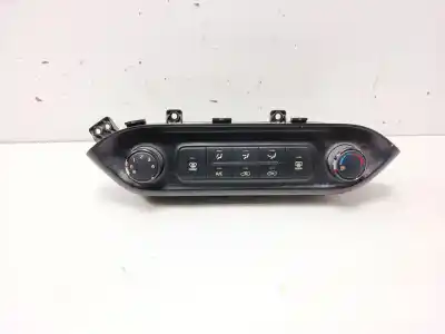 Pièce détachée automobile d'occasion COMMANDE DE CLIMATISATION / CHAUFFAGE pour KIA CARENS IV  Références OEM IAM 97250A4XXX  