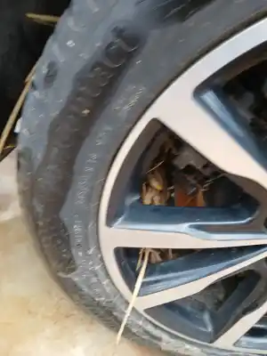 İkinci el araba yedek parçası yorulmak için ford kuga ii (dm2) 1.5 ecoboost oem iam referansları 235-50-18 97v  