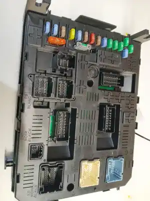 Pezzo di ricambio per auto di seconda mano centralina bsi per peugeot 308 i (4a_, 4c_) 1.6 hdi riferimenti oem iam 261197595