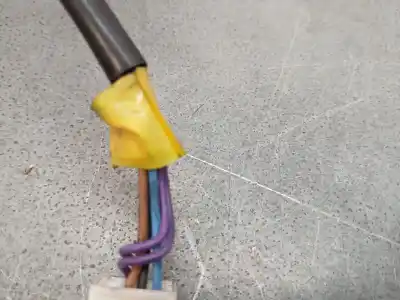 Автозапчастина б/у ліве дзеркало для mazda premacy (cp) 2.0 td посилання на oem iam   5 cables