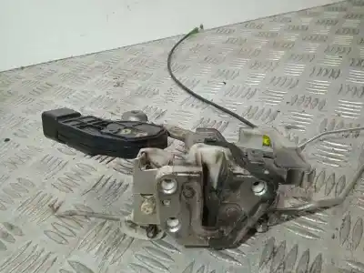 Pezzo di ricambio per auto di seconda mano serratura porta anteriore destra per citroen c1 sx riferimenti oem iam  2 pins 