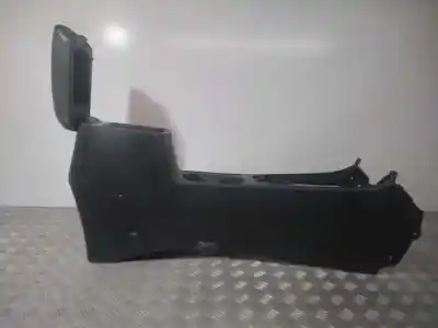 Piesă de schimb auto la mâna a doua cotiera centrala pentru kia carens ( ) basic referințe oem iam 84610a4001  