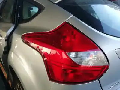 Second-hand car spare part left tailgate light for ford focus lim. (cb8) ambiente oem iam references bm5113405  