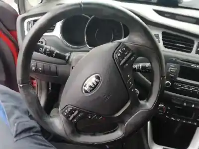 Pezzo di ricambio per auto di seconda mano VOLANTE per KIA PRO_CEE´D ( )  Riferimenti OEM IAM 56110A2555BWK  