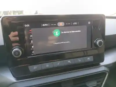 Peça sobressalente para automóvel em segunda mão display gps / multimídia por seat leon sportstourer (kl8) 1.5 tsi referências oem iam 