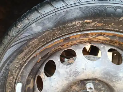 Piesă de schimb auto la mâna a doua anvelope pentru peugeot 108 1.2 referințe oem iam 165-60-15 77h