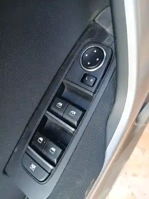 Автозапчастина б/у передні вікний вмикач для kia ceed (cd) 1.6 crdi 136 посилання на oem iam 93571j7200 18/12 