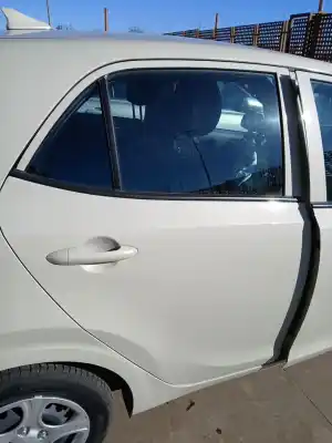 Peça sobressalente para automóvel em segunda mão porta do automóvel traseira direita por kia picanto iii (ja) 1.0 referências oem iam 77004g6000  