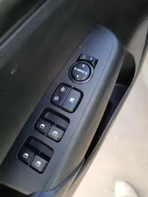 Автозапчастина б/у передні вікний вмикач для kia picanto iii (ja) 1.0 посилання на oem iam 