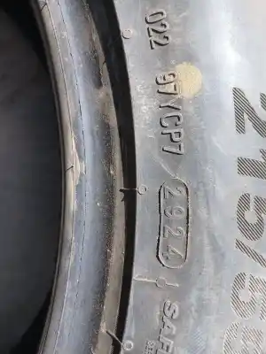 Peça sobressalente para automóvel em segunda mão pneu por omoda 5  referências oem iam 215-55-18 99h kumho 2024 