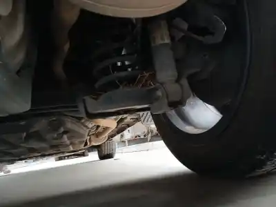 Peça sobressalente para automóvel em segunda mão charrió / suporte de eixo de trás por honda hr-v (ru) 1.5 (ru1) referências oem iam 42100t8kg10