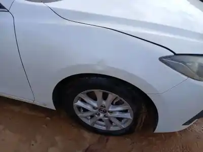 Peça sobressalente para automóvel em segunda mão guarda-lamas dianteiro direito por mazda 3 sedán (bm_, bn_) 2.2 d referências oem iam b45a52111b