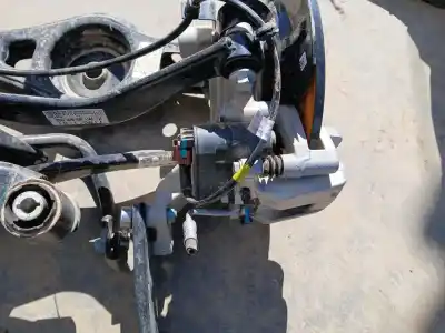 Peça sobressalente para automóvel em segunda mão charrió / suporte de eixo de trás por omoda 5  referências oem iam 902001002aa 204003844aa 