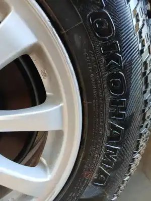 Pezzo di ricambio per auto di seconda mano pneumatico per mitsubishi asx (ga_w_) 1.6 mivec (ga1w) riferimenti oem iam 215-70-16 100h yokohama 2021 