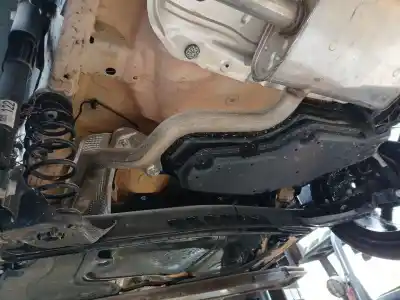 Pezzo di ricambio per auto di seconda mano asse posteriore per vw t-roc (a11, d11) 2.0 tdi scr riferimenti oem iam 5q0501049bj  