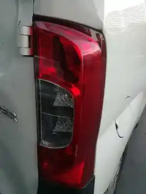 Автозапчастина б/у правий ліхтар для PEUGEOT BIPPER Básico Посилання на OEM IAM 13202F  01353205080