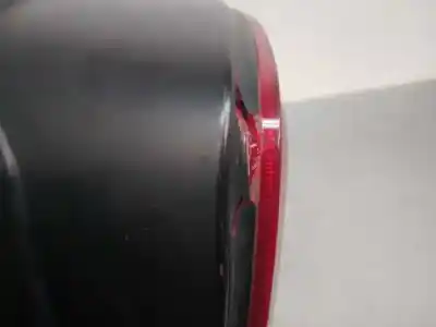 Second-hand car spare part right tailgate light for kia carnival ii 2.9 cdri ex oem iam references   