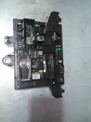 Second-hand car spare part fuse box unit for opel astra j lim. enjoy oem iam references 13302300