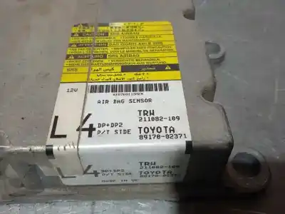 Автозапчастина б/у блок управління подушками безпеки для toyota corolla (_e12_) 2.0 d-4d (cde120r_ cde120l_) посилання на oem iam 8917002371  211082109