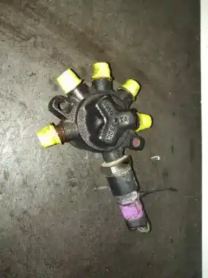 İkinci el araba yedek parçası Enjektör Rampasi için FORD FOCUS BERLINA (CAK) Trend OEM IAM referansları R9144Z020C  