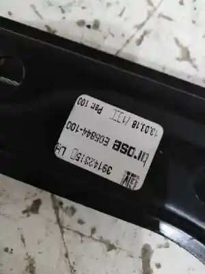 Автозапчастина б/у регулятор вікна передній лівий для opel astra k (b16) 1.4 turbo (68) посилання на oem iam 39142315  