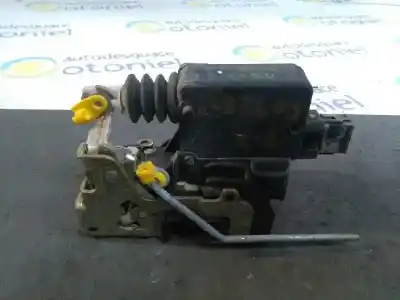Second-hand car spare part LEFT FRONT DOOR LOCK for RENAULT SAFRANE (B54)  OEM IAM references  2 Y 5 PIN 