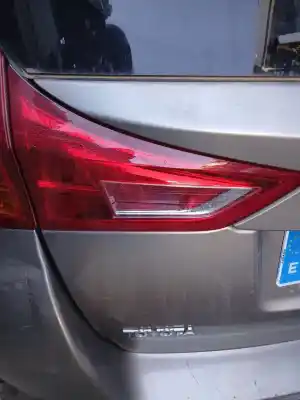 Автозапчастина б/у внутрішній лівий задній ліхар для toyota auris ranchera familiar (_e18_) 1.8 hybrid (zwe186_) посилання на oem iam 05180238  