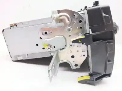 Second-hand car spare part audio system / radio cd for toyota auris ranchera familiar (_e18_) 1.8 hybrid (zwe186_) oem iam references 10r038055  8614002280