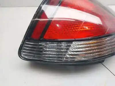 Pièce détachée automobile d'occasion feu arrière gauche pour kia rio ii (jb) 1.4 16v références oem iam 924011g2l