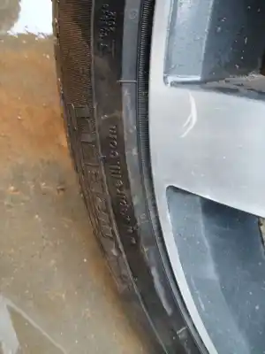 Автозапчастина б/у шина для volkswagen tiguan (ad1, ax1) 2.0 tdi 4motion посилання на oem iam 255-40-20 101v pirelli 2023 