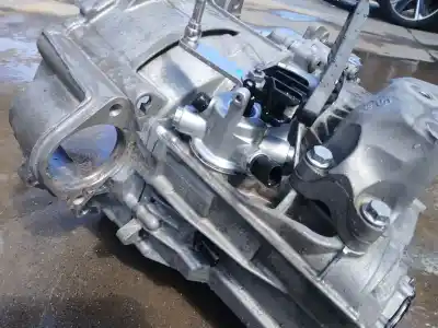 Автозапчасти б/у коробка передач за vw t-roc (a11, d11) 2.0 tdi scr ссылки oem iam vcq  