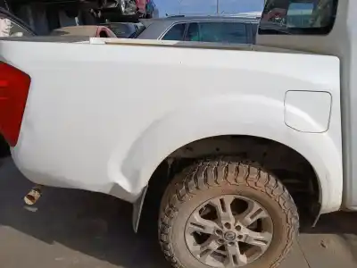 Автозапчастина б/у задня коробка для nissan np300 navara pick-up (d23, d23t) 2.3 dci (d231) посилання на oem iam k33014kjec