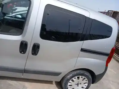 Peça sobressalente para automóvel em segunda mão porta de correr esquerda por citroen nemo monospace 1.4 hdi referências oem iam 9006p6 9006r4 