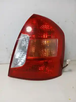 Peça sobressalente para automóvel em segunda mão farolim traseiro direito por hyundai accent iii sedán (mc) 1.5 crdi gls referências oem iam 