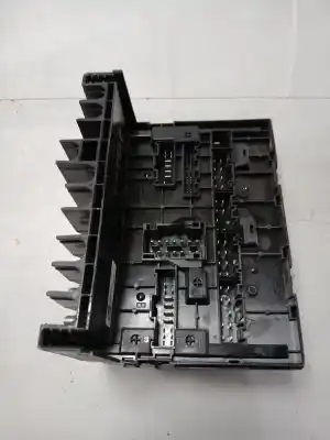 Автозапчасти б/у блок реле/предохранителей за omoda 5  ссылки oem iam 807000560aa  