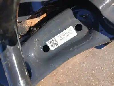 Автозапчастина б/у передня вісь для kia ceed (cd) 1.6 crdi 136 посилання на oem iam 62401j7aa0  