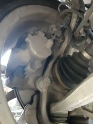 Tweedehands auto-onderdeel knokkel links voor voor audi a4 b9 (8w2, 8wc) 2.0 tdi oem iam-referenties 8w0407241