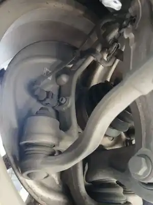 Tweedehands auto-onderdeel knokkel rechts voor voor audi a4 b9 (8w2, 8wc) 2.0 tdi oem iam-referenties 