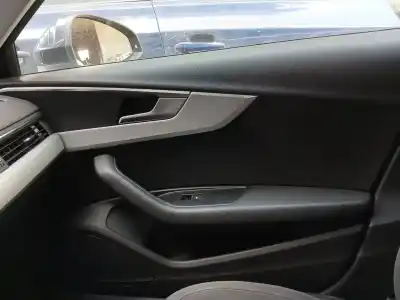 Автозапчастина б/у обработка передніх правіх дверей для audi a4 b9 (8w2, 8wc) 2.0 tdi посилання на oem iam 8w0867118  