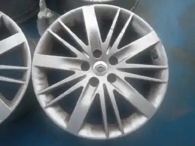 Pièce détachée automobile d'occasion jeu de jantes pour renault laguna coupe gt références oem iam   