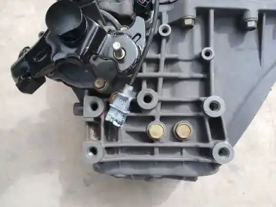 Second-hand car spare part gearbox for kia cee'd (jd) 1.4 crdi 90 oem iam references   