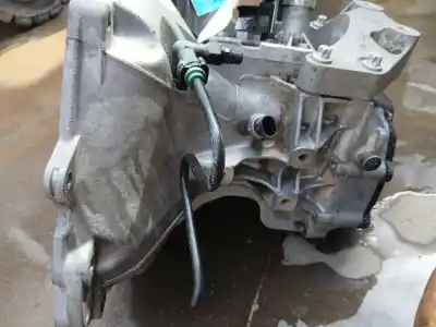 Second-hand car spare part gearbox for opel corsa e (x15) 1.4 (08, 68) oem iam references  649354685 24580479